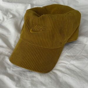 Nike Mustard Corduroy Club Cap - unisex
